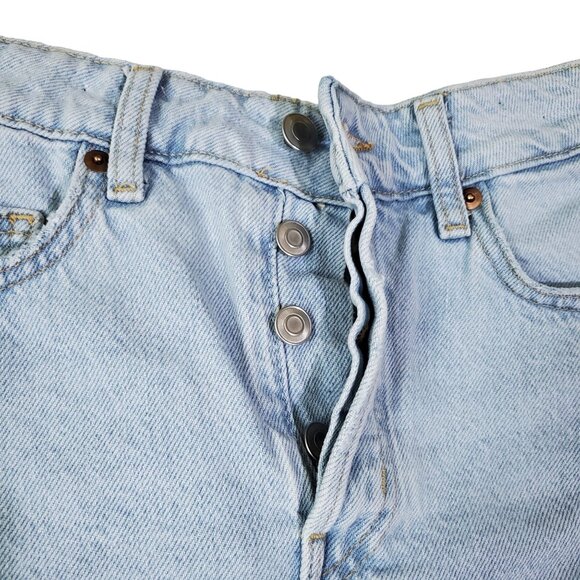 H&M Denim Shorts Size 2 Light blue rawcut hem high-waisted Distressed 5 pockets - Picture 3 of 9